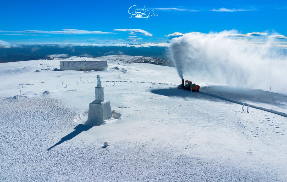 Estrada da Serra da Estrela reabriu ao trânsito após encerramento devido à neve