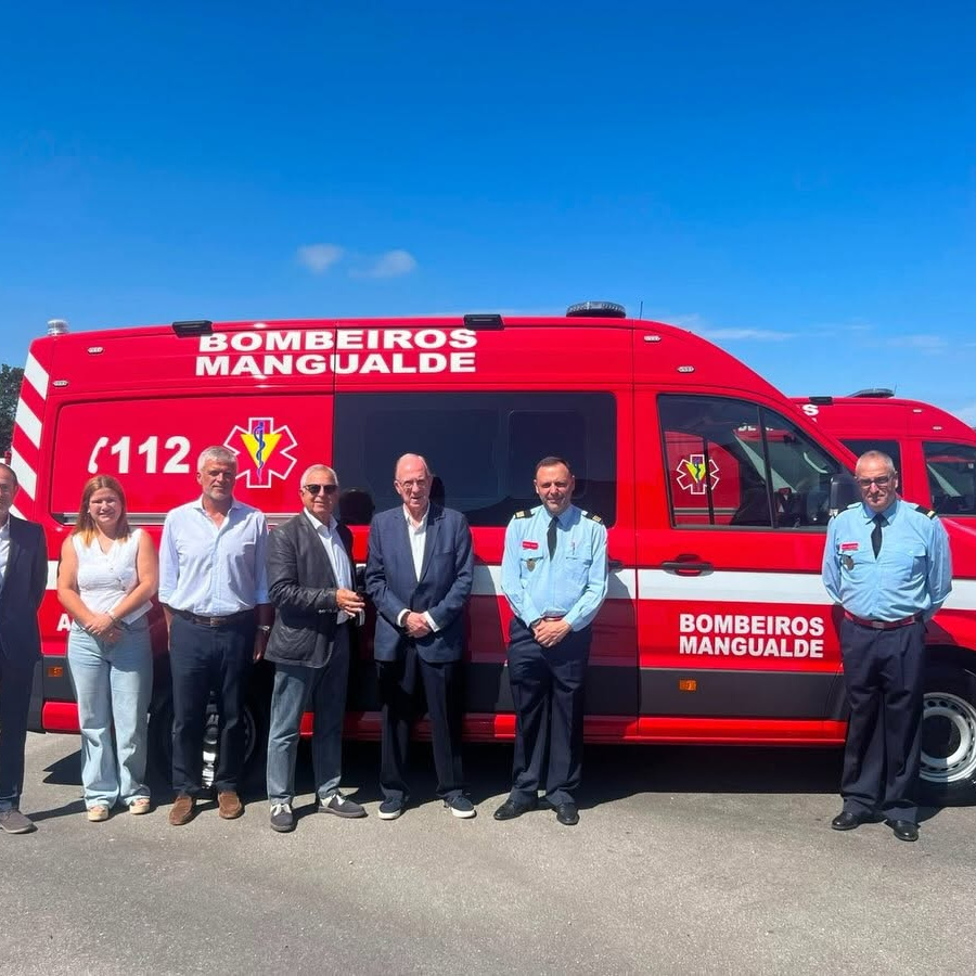 Bombeiros Voluntários de Mangualde recebem nova ambulância oferecida pela Fundação Brás